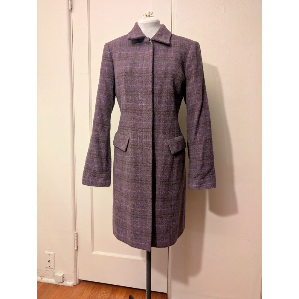 Sweet, Elegant, Sophisticated Hugo Buscati Wool Blend Coat!